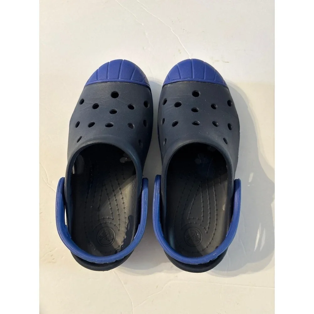 Crocs Bump It Clogs, Blue Crocs (sz. J1)